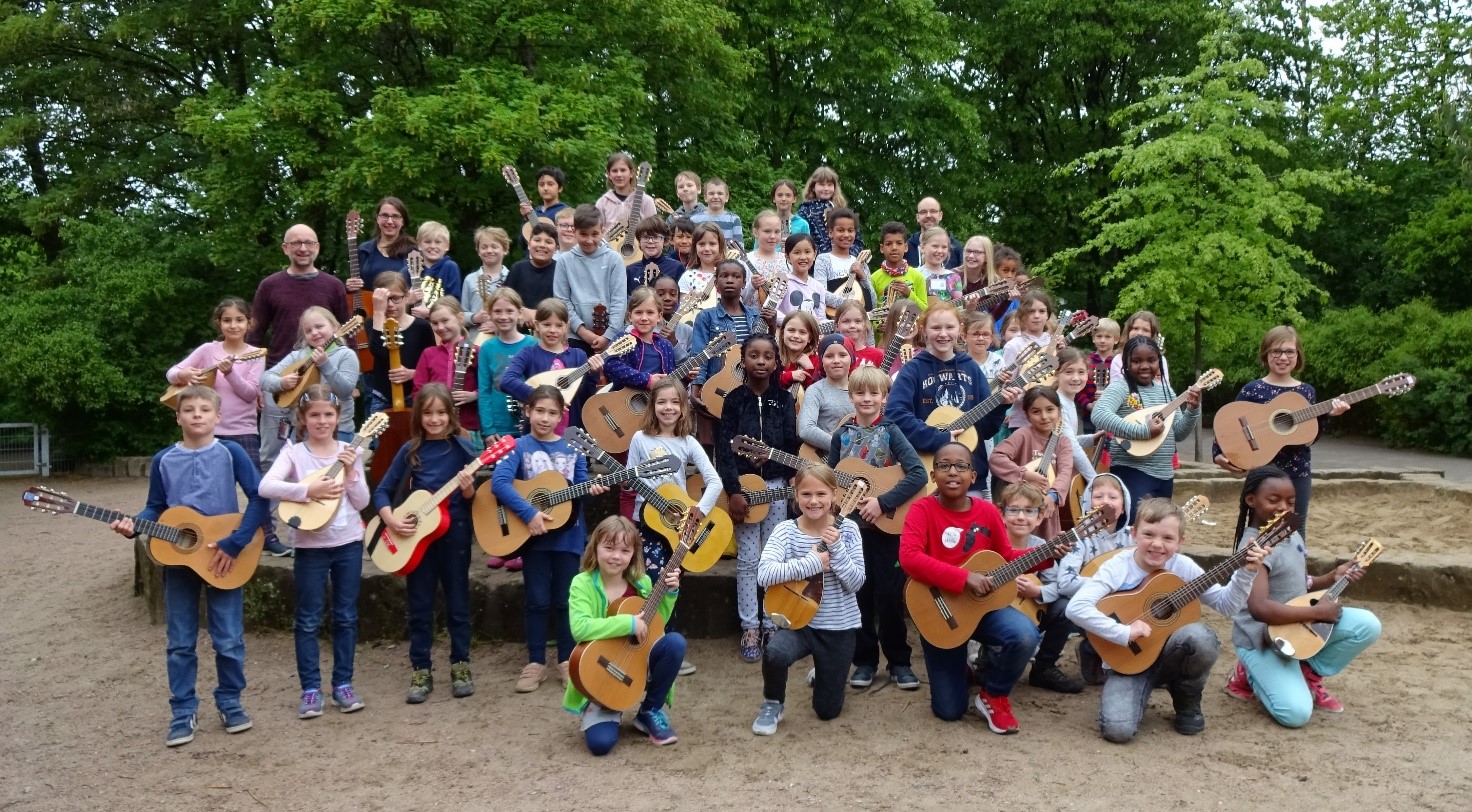 Norddeutsches Zupforchester – Musikkurse mit Mandoline und Gitarre